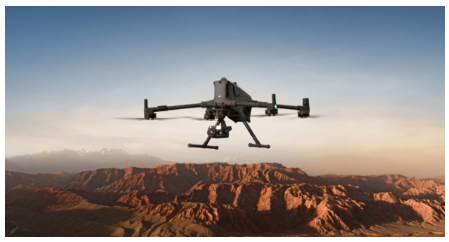 항공에 떠있는 DJI Matrice 400.